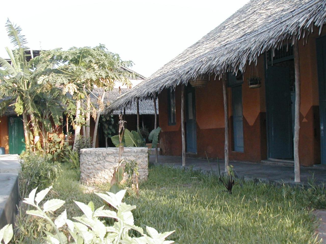 Bed and Breakfast Patio Dos Quintalinhos - Casa Di Gabriele à Île de Mozambique Extérieur photo